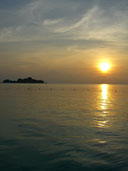 พระอาทิตย์ตกที่เกาะเมียง (เกาะสี่) อุทยานแห่งชาติสิมิลัน